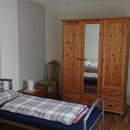 Linde - Marburg Biedenkopf Mit 5 Und Balkon 公寓